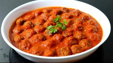 ALMÔNDEGAS AO MOLHO DE TOMATE | SIMPLESMENTE DELIC