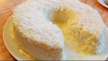 BOLO DE TAPIOCA GRANULADA super fácil e cremosa