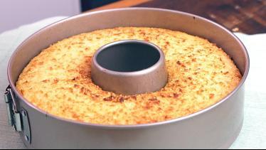 BOLO DE TAPIOCA GRANULADA | SEM TRIGO E SEM FERMEN