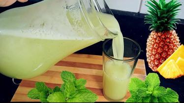SUCO DE ABACAXI COM HORTELÃ