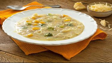  Sopão Galinha com Legumes - Receitas Nestlé